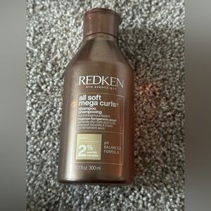 Redken All Soft Mega Curls Shampoo